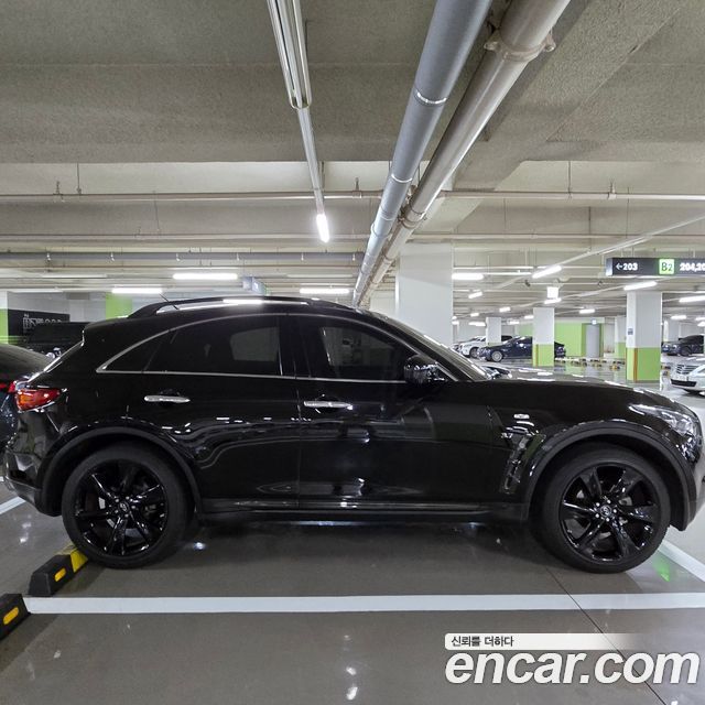 Infiniti QX70 3.7 AWD 2017 — фото 8