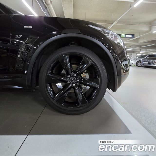 Infiniti QX70 3.7 AWD 2017 — фото 12