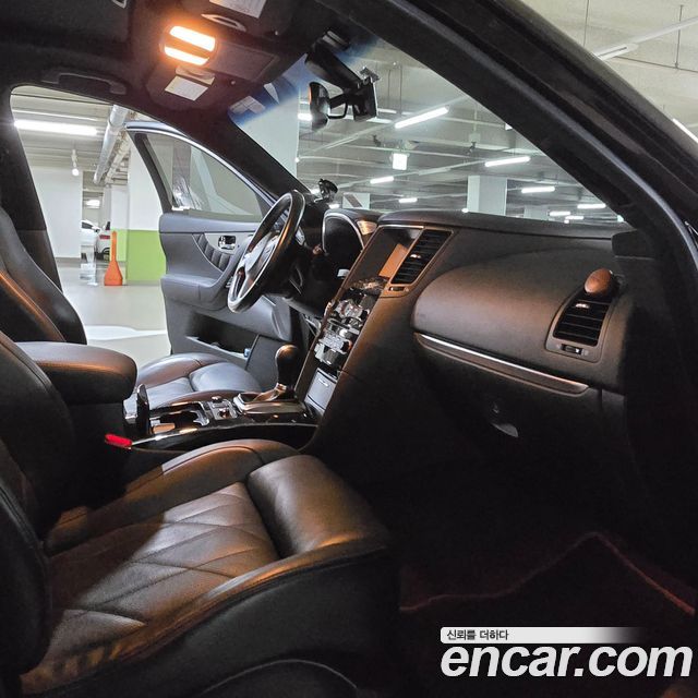 Infiniti QX70 3.7 AWD 2017 — фото 16