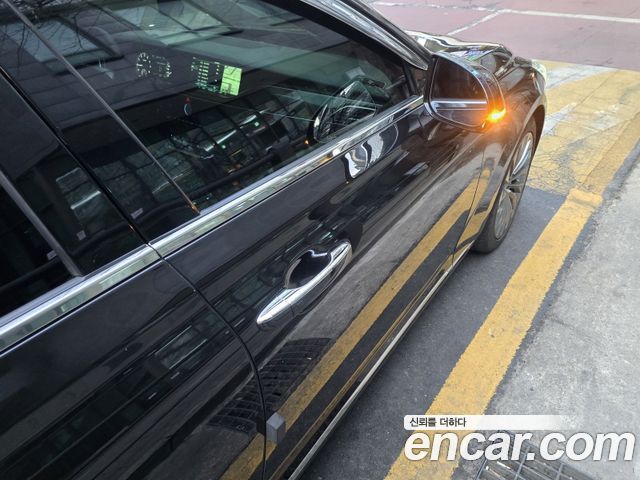 Genesis EQ900 3.8 GDI AWD Prestige 2018 — фото 15