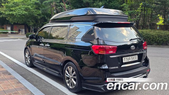 Kia Carnival 9-Seater Hi-Limousine Noblesse Special 2020 — фото 6