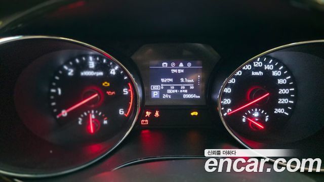 Kia Carnival 9-Seater Hi-Limousine Noblesse Special 2020 — фото 8