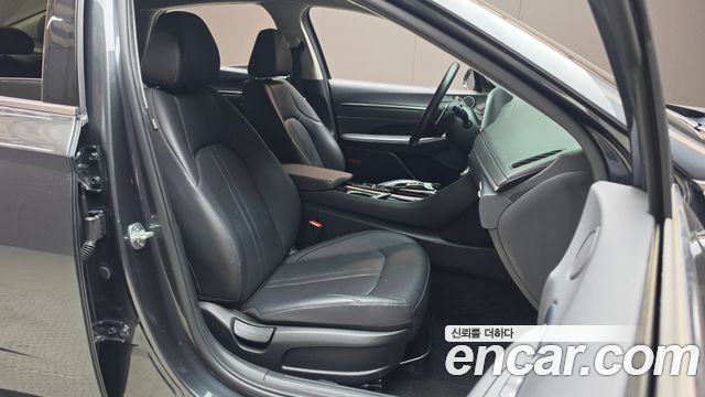 Hyundai Sonata (DN8) 2.0 Premium Plus 2022 — фото 12