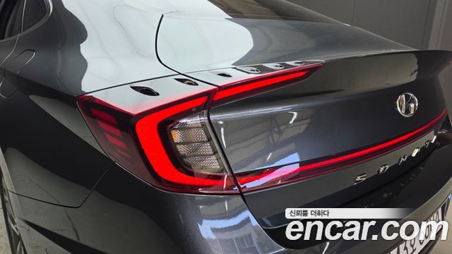 Hyundai Sonata (DN8) 2.0 Premium Plus 2022 — фото 23