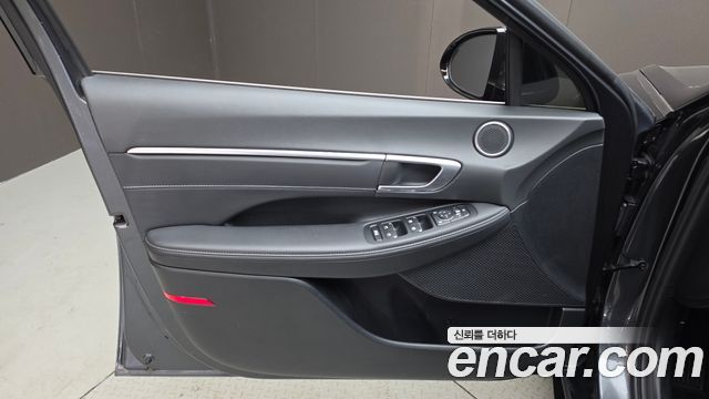 Hyundai Sonata (DN8) 2.0 Premium Plus 2022 — фото 24
