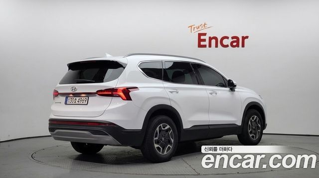 Hyundai Santa Fe HEV 1.6 2WD Prestige Choice 2023 — фото 2