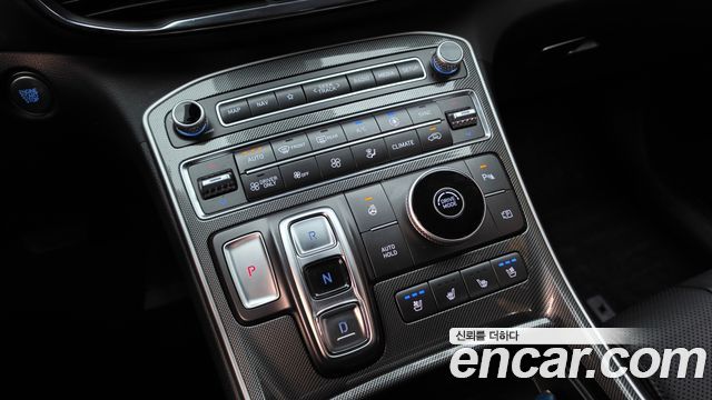 Hyundai Santa Fe HEV 1.6 2WD Prestige Choice 2023 — фото 9