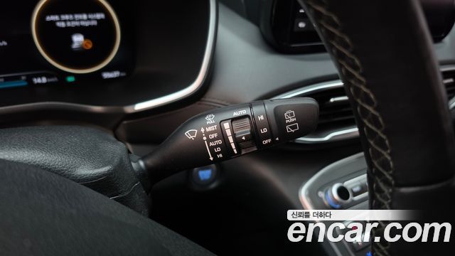 Hyundai Santa Fe HEV 1.6 2WD Prestige Choice 2023 — фото 33