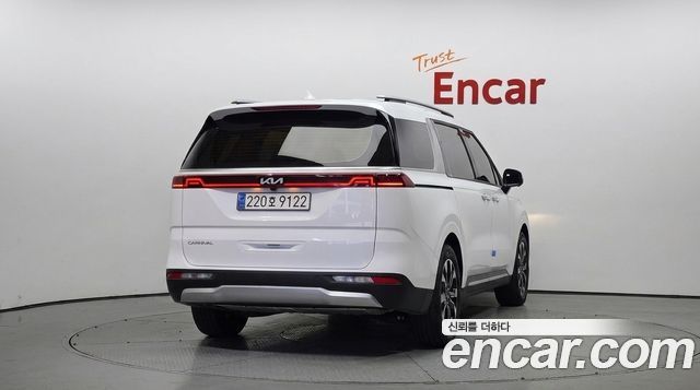 Kia Carnival (IV) Gasoline 9-Seater Prestige 2023 — фото 4