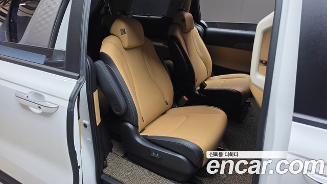 Kia Carnival (IV) Gasoline 9-Seater Prestige 2023 — фото 11