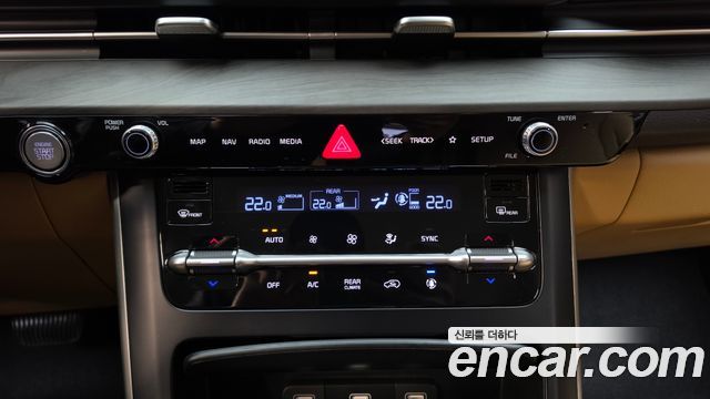 Kia Carnival (IV) Gasoline 9-Seater Prestige 2023 — фото 18