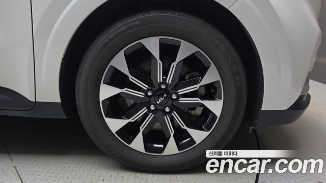 Kia Carnival (IV) Gasoline 9-Seater Prestige 2023 — фото 21