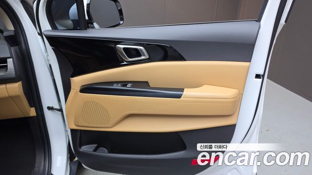 Kia Carnival (IV) Gasoline 9-Seater Prestige 2023 — фото 25
