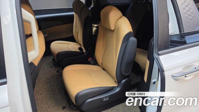 Kia Carnival (IV) Gasoline 9-Seater Prestige 2023 — фото 26