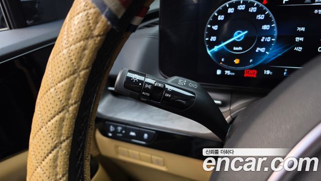 Kia Carnival (IV) Gasoline 9-Seater Prestige 2023 — фото 28