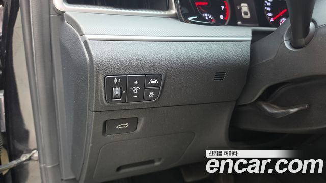 Kia K5 (III) 2.0 Prestige 2022 — фото 27