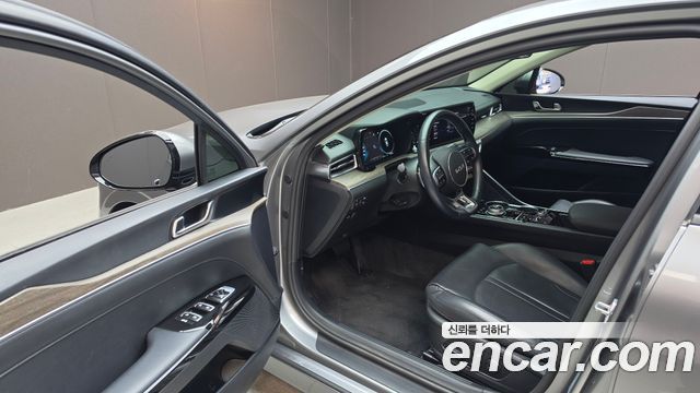 Kia K5 (III) 2.0 Noblesse 2023 — фото 10