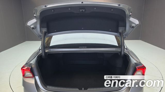 Kia K5 (III) 2.0 Noblesse 2023 — фото 20