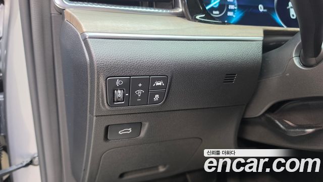 Kia K5 (III) 2.0 Noblesse 2023 — фото 27