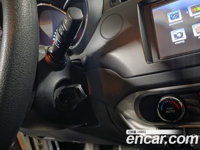 Kia Pride 1.6 GDI Hatchback Luxury 2013 — фото 18