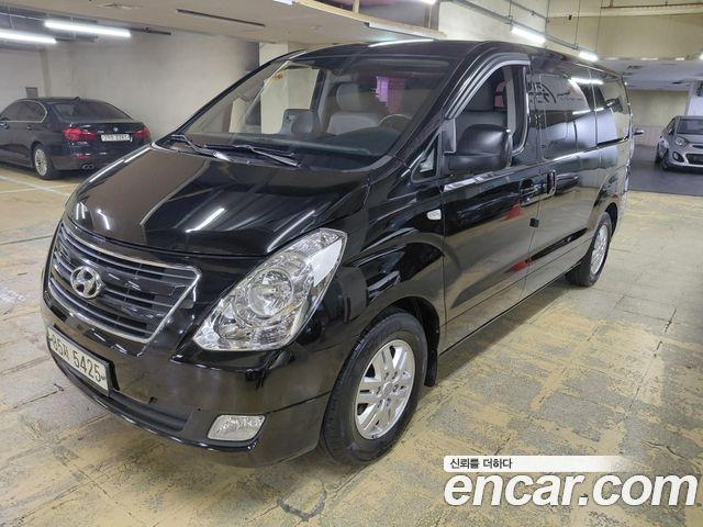 Hyundai Grand Starex 5-Seater VAN Modern