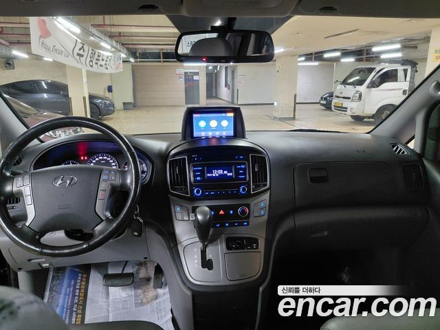 Hyundai Grand Starex 5-Seater VAN Modern 2018 — фото 9
