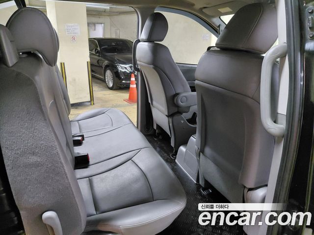 Hyundai Grand Starex 5-Seater VAN Modern 2018 — фото 17