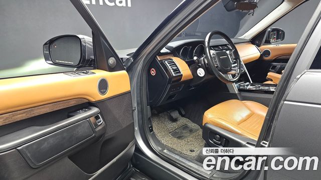 Land Rover Discovery 5 3.0 TD6 HSE Luxury 2017 — фото 10