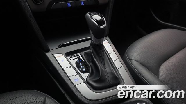 Hyundai Avante (AD) 1.6 GDI Value Plus 2018 — фото 9
