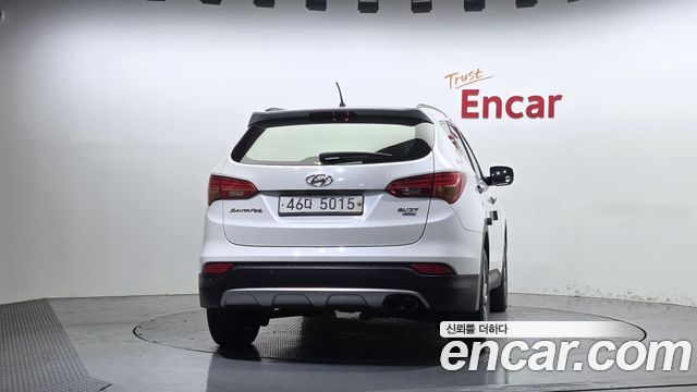 Hyundai Santa Fe (DM) Diesel(e-VGT) 2.0 4WD Premium 2014 — фото 4