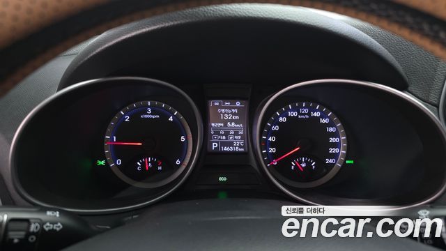 Hyundai Santa Fe (DM) Diesel(e-VGT) 2.0 4WD Premium 2014 — фото 8