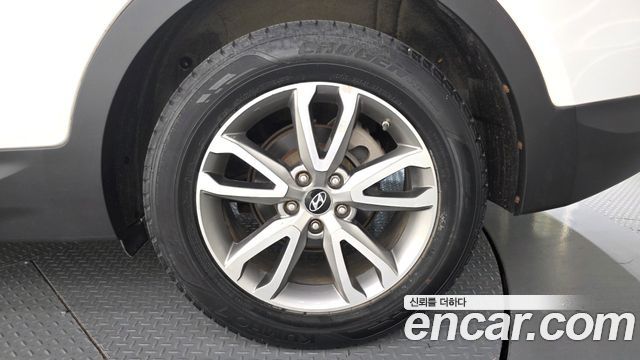 Hyundai Santa Fe (DM) Diesel(e-VGT) 2.0 4WD Premium 2014 — фото 21