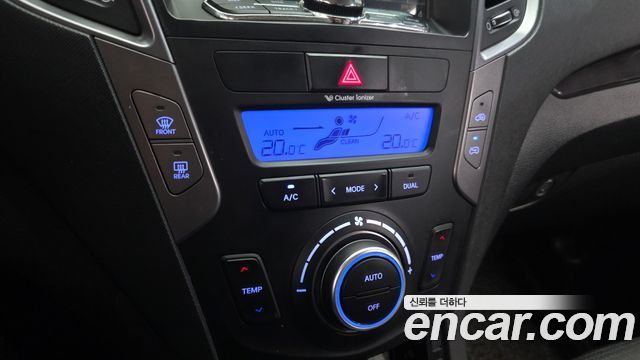 Hyundai Santa Fe (DM) Diesel(e-VGT) 2.0 4WD Premium 2014 — фото 27