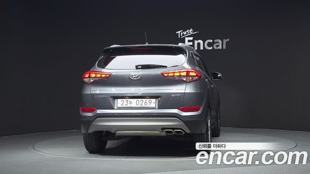 Hyundai Tucson Diesel 2.0 2WD Modern 2016 — фото 4