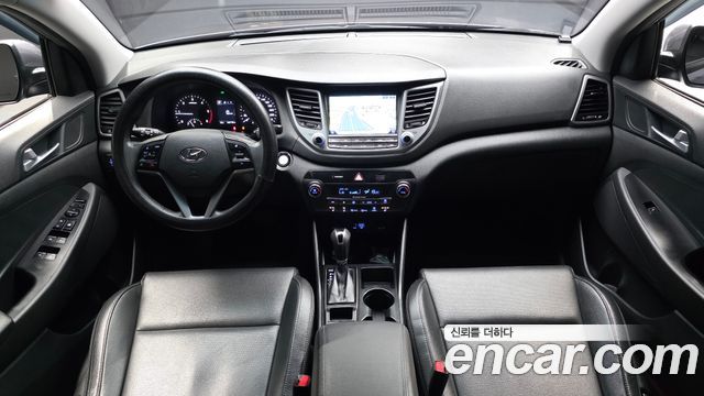 Hyundai Tucson Diesel 2.0 2WD Modern 2016 — фото 7