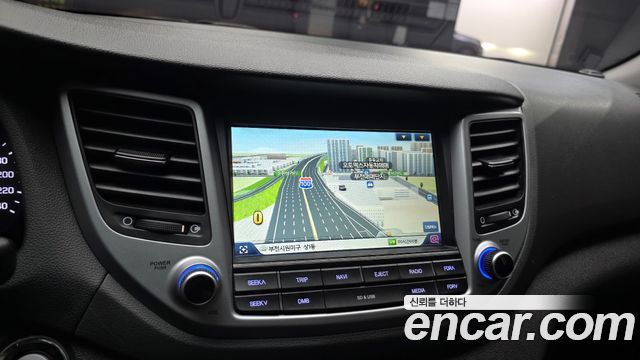 Hyundai Tucson Diesel 2.0 2WD Modern 2016 — фото 15