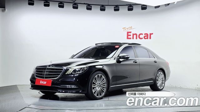 Mercedes-Benz S-Class (W222) S560L 4MATIC