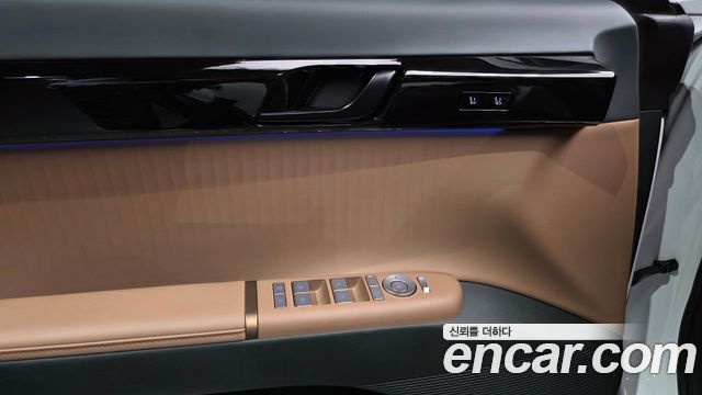 Hyundai Grandeur (GN7) 2,5 Gasoline 2WD Calligraphy 2026 — фото 19