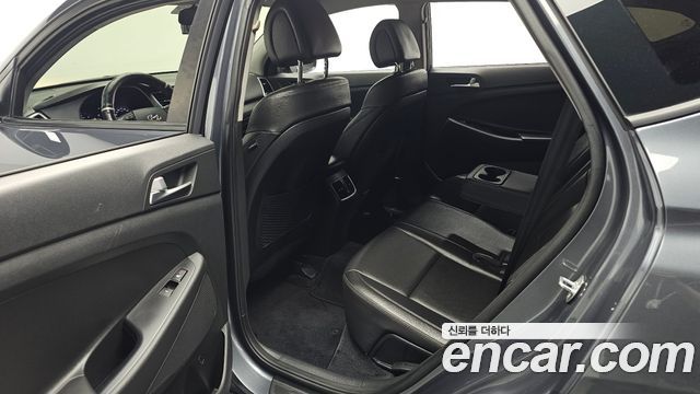 Hyundai Tucson Diesel 1.7 2WD Modern 2017 — фото 12