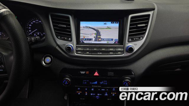 Hyundai Tucson Diesel 1.7 2WD Modern 2017 — фото 14