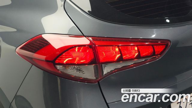 Hyundai Tucson Diesel 1.7 2WD Modern 2017 — фото 23