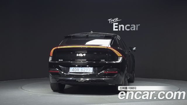 Kia EV6 Long Range GT Line 2022 — фото 4