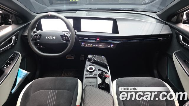 Kia EV6 Long Range GT Line 2022 — фото 7