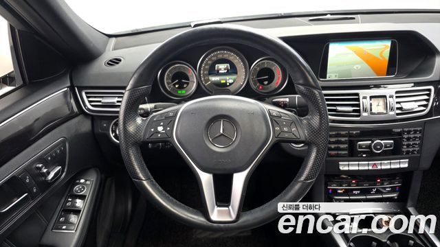Mercedes-Benz E-Class (W212) E250 CDI 4MATIC 2014 — фото 13