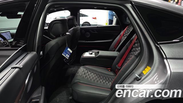 Genesis G80 (RG3) Gasoline 2.5 Turbo AWD 2025 — фото 12