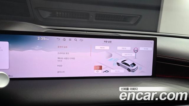 Genesis G80 (RG3) Gasoline 2.5 Turbo AWD 2025 — фото 31
