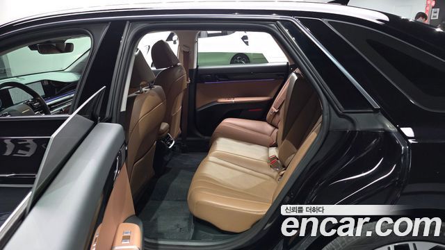 Hyundai Grandeur Hybrid (GN7) Exclusive 2023 — фото 16