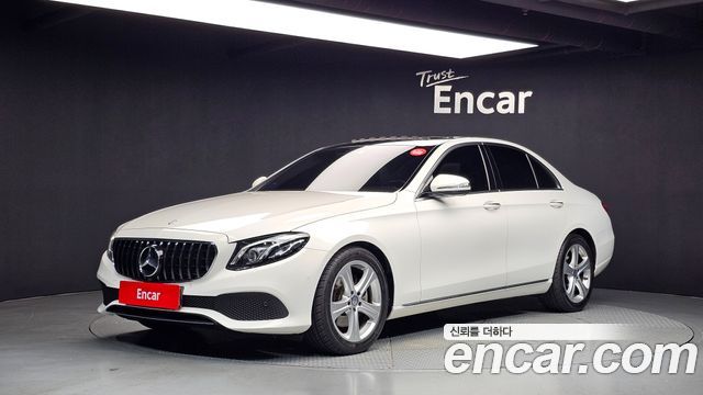 Mercedes-Benz E-Class (W213) E220d Avantgarde