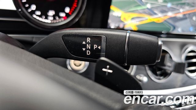 Mercedes-Benz E-Class (W213) E220d Avantgarde 2017 — фото 9