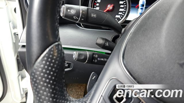 Mercedes-Benz E-Class (W213) E220d Avantgarde 2017 — фото 18